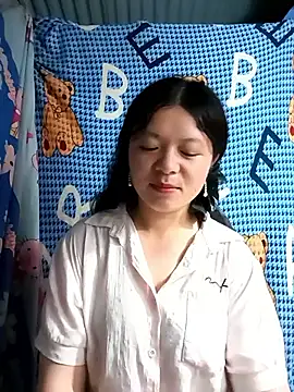 lisa-bae00 online show from June 20, 2026, 12:54 pm