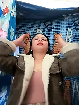 lisa-bae00 online show from February 20, 2026, 6:26 am