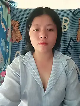 lisa-bae00 online show from July 6, 2026, 12:06 am