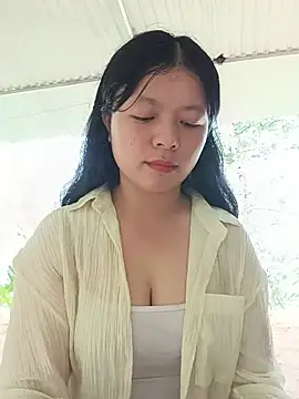 lisa-bae00 online show from July 11, 2026, 1:39 am