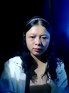 lisa-bae00 online show from November 11, 2025, 9:53 pm