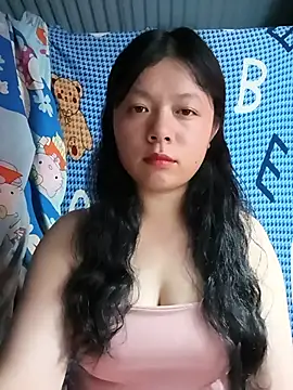 lisa-bae00 online show from July 3, 2026, 1:17 pm