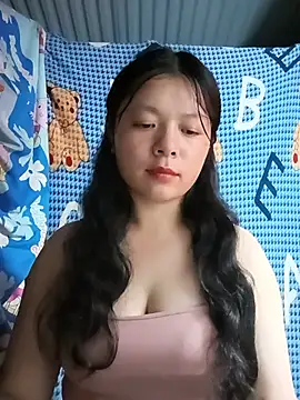 lisa-bae00 online show from July 26, 2026, 1:07 pm
