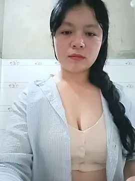 lisa-bae00 online show from July 17, 2026, 2:36 pm