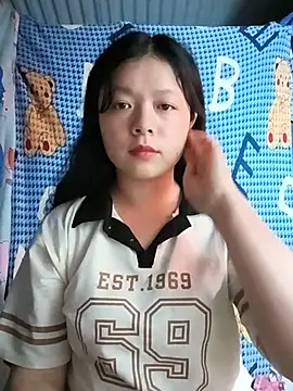 lisa-bae00 online show from July 29, 2026, 1:21 pm
