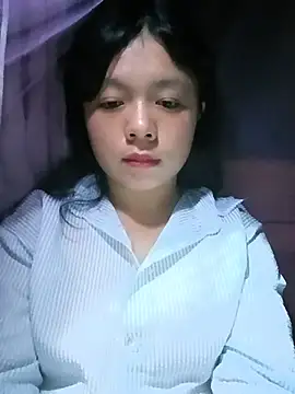 lisa-bae00 online show from July 6, 2026, 12:56 pm