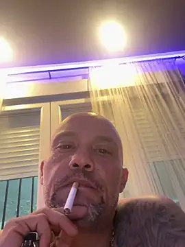 gitanoMad online show from November 28, 2025, 11:27 pm