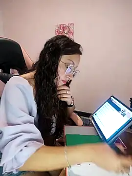 Pinkvixen69 online show from February 9, 2026, 7:45 pm