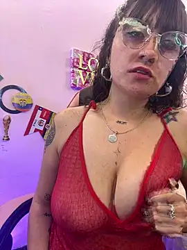 Pinkvixen69 online show from June 19, 2026, 2:39 am