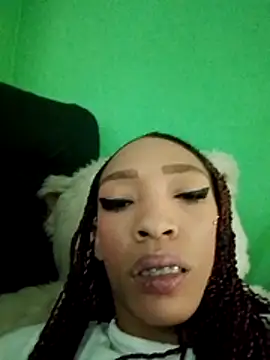 Snapshot of YAILIN_04 chatting on July 17, 2026, 7:33 pm YAILIN 04 online show from July 17, 2026, 7:33 pm