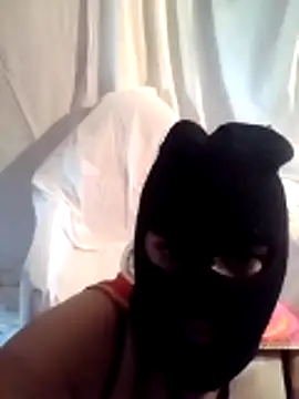 portuguesacasada online show from October 27, 2025, 8:48 am