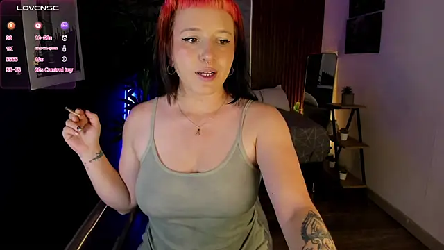 camilaa lux online show from March 19, 2026, 2:17 pm