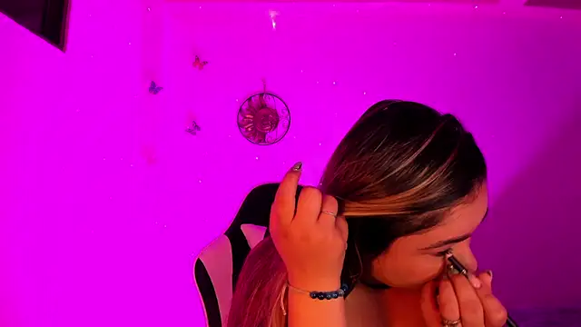 Soouf  online show from November 21, 2025, 10:03 am