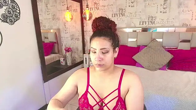 ROZZE MILA online show from April 30, 2026, 12:56 pm