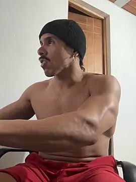 Snapshot of caiiobahia chatting on February 3, 2026, 3:04 am caiiobahia online show from February 3, 2026, 3:04 am