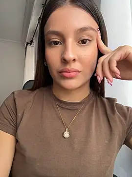 Talia Bonet online show from July 18, 2026, 3:31 pm