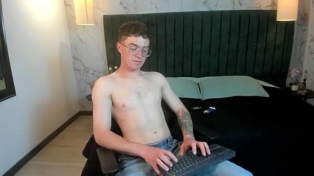 Lil James online show from May 4, 2026, 8:00 pm