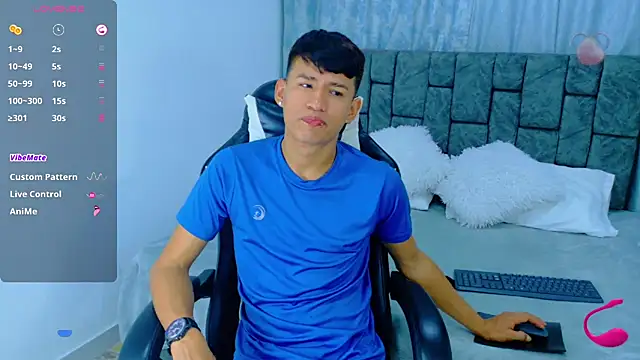 Nicolas Torres  online show from October 21, 2025, 6:02 am