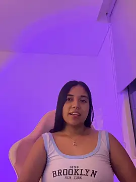 Snapshot of aly_nicols chatting on December 5, 2025, 6:12 am aly nicols online show from December 5, 2025, 6:12 am