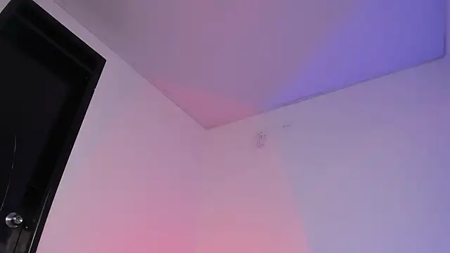 Snapshot of miah_storm chatting on March 19, 2026, 1:16 am miah storm online show from March 19, 2026, 1:16 am