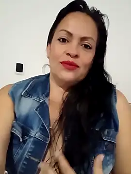 viviana-sexi online show from November 12, 2025, 12:26 am