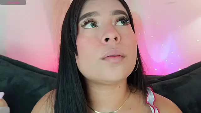 mia roux1 online show from July 12, 2026, 9:15 pm