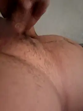 Manu2412 online show from November 30, 2025, 9:37 pm