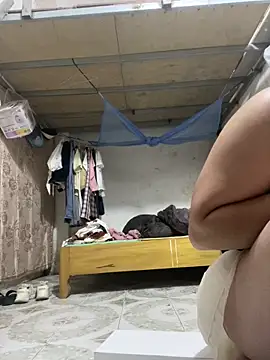 love-xx online show from December 18, 2025, 11:47 am