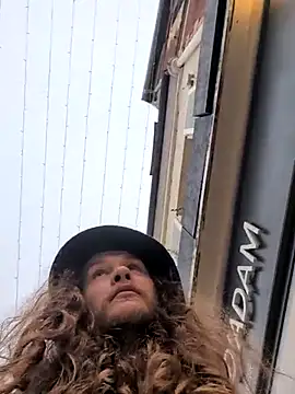 TIMOON04 online show from December 22, 2025, 9:09 am