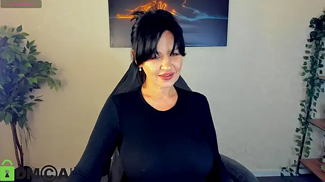 Sara Devills online show from March 28, 2026, 9:10 am