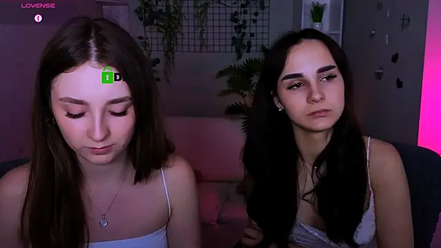 alisabliss online show from June 22, 2026, 2:06 am