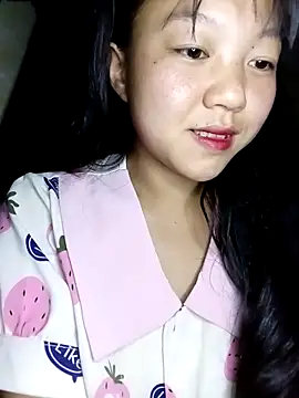 Snapshot of Quynhsumon chatting on March 8, 2026, 4:54 pm Quynhsumon online show from March 8, 2026, 4:54 pm