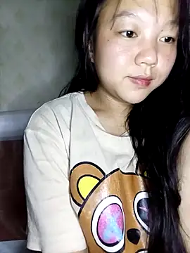 Quynhsumon online show from May 9, 2026, 2:31 pm