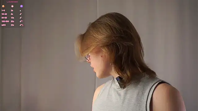 Snapshot of MelodyBaur chatting on March 12, 2026, 12:42 pm MelodyBaur online show from March 12, 2026, 12:42 pm