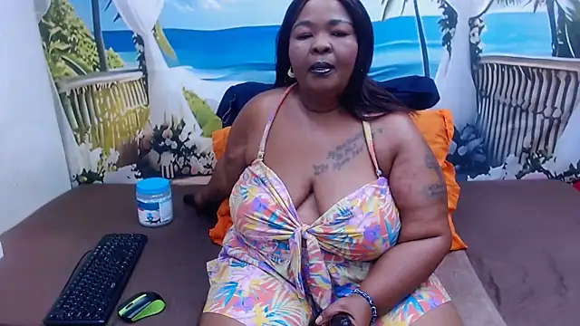 Snapshot of MatureMilfxxx chatting on April 29, 2026, 5:17 pm MatureMilfxxx online show from April 29, 2026, 5:17 pm