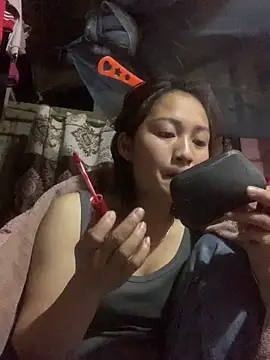 Lara-11 online show from December 16, 2025, 2:21 pm