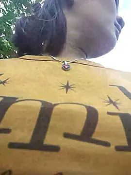 Lara-11 online show from October 28, 2025, 1:17 am