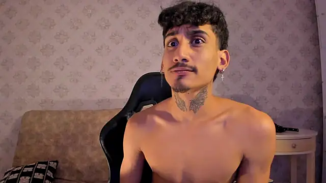 Mr Strike online show from November 15, 2025, 2:26 am