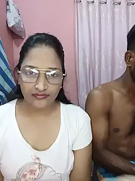 CoupleShow 432 online show from June 12, 2026, 10:02 am