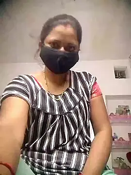 QRESABABY online show from October 27, 2025, 10:33 pm