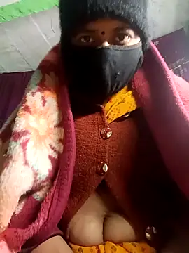 QRESABABY online show from January 7, 2026, 11:10 pm