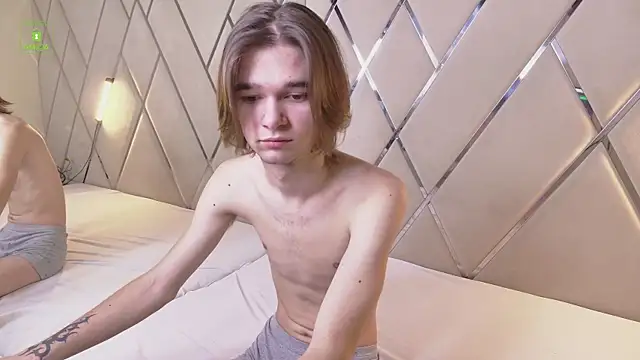 DavidLeatherhofff online show from February 9, 2026, 4:32 am