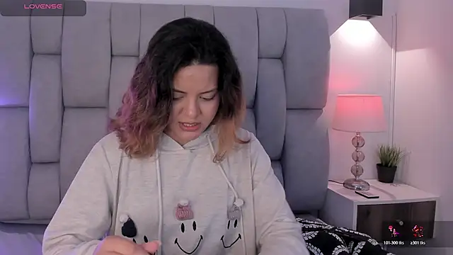 Amatista desire online show from February 4, 2026, 11:38 am