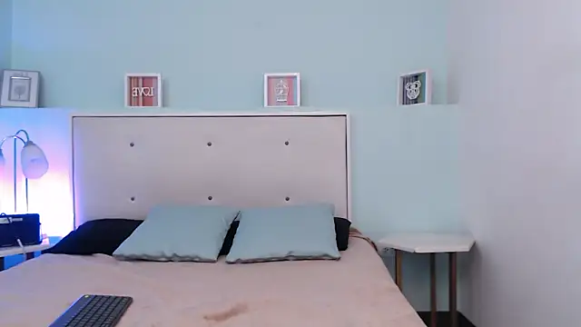 SusanWilliams  online show from March 11, 2026, 11:15 am