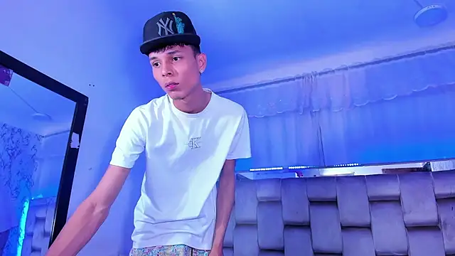 boyswantingplay online show from November 26, 2025, 10:26 am