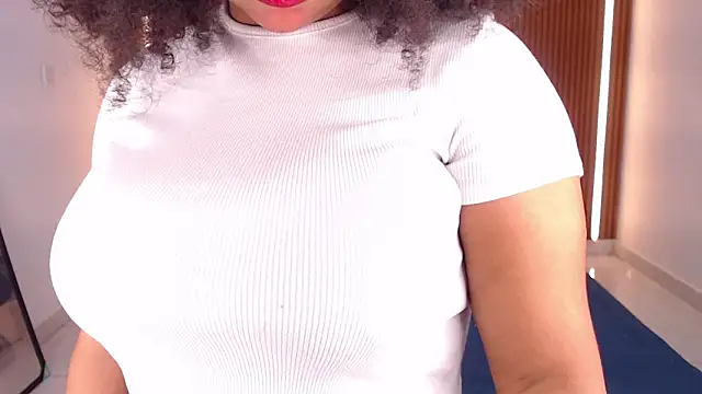 rosselyn  online show from February 14, 2026, 11:54 am