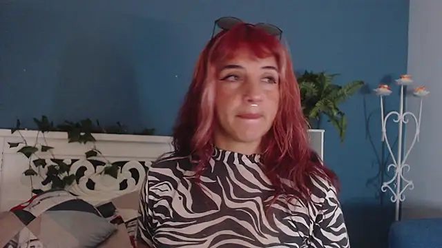 Snapshot of Samantha__Benet chatting on March 19, 2026, 8:20 pm Samantha Benet online show from March 19, 2026, 8:20 pm