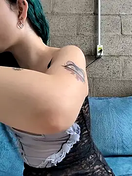 Meiii27 online show from April 23, 2026, 2:19 pm