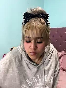 Snapshot of katteyyesss chatting on January 8, 2026, 8:53 am katteyyesss online show from January 8, 2026, 8:53 am