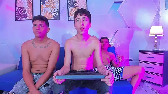 Room boys hot online show from November 4, 2025, 1:20 am